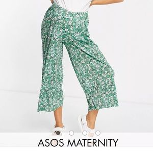 ASOS DESIGN Maternity overbump culotte pants in ditsy floral print - Size 8